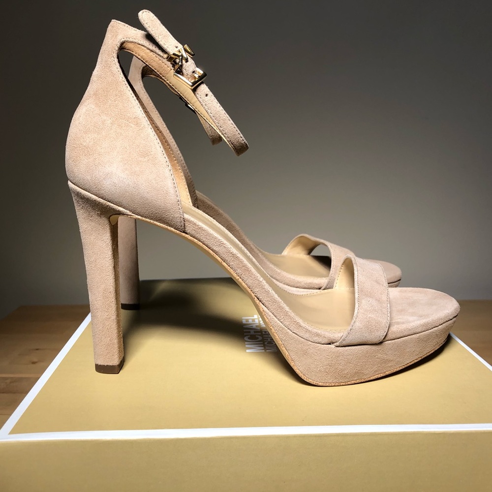 Michael Kors Margot Platform Suede Heels in Camel - 8.5